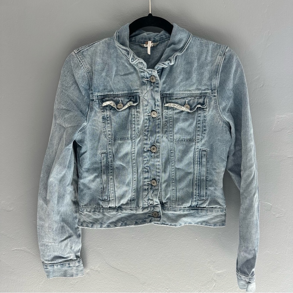 Free People Green Paisley Light Blue Denim Jacket Size Small Cropped Jean Jacket